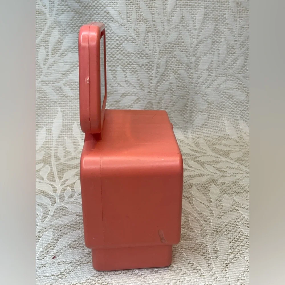 vintage Barbie vanity set from the 1977 Barbie Dream House